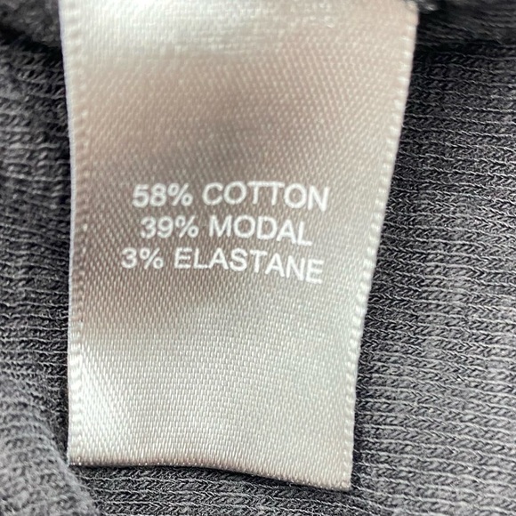 Marled V Neck Black Short Sleeve T Shirt- Small - Picture 6 of 6